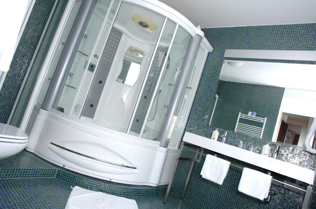 Hotel Creina Kranj Rum bild