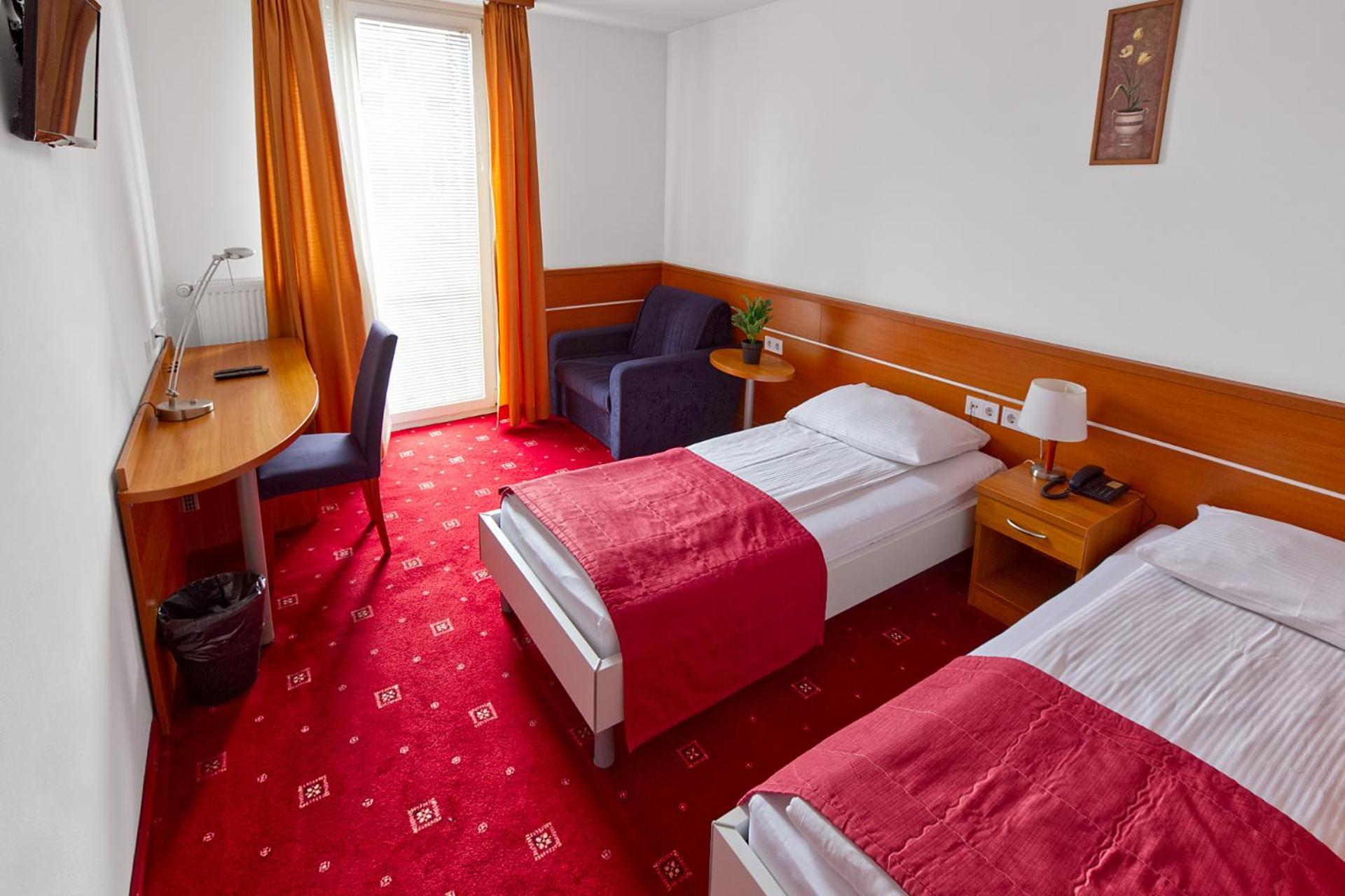 Hotel Creina Kranj Exteriör bild